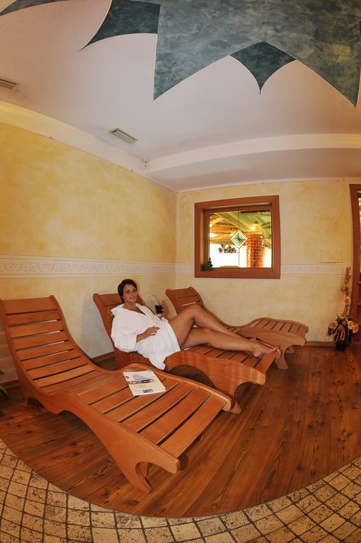 Hotel Salvan Кампителло-ди-Фасса Экстерьер фото